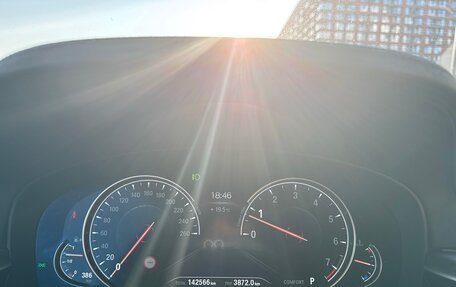 BMW 5 серия, 2018 год, 4 000 000 рублей, 15 фотография