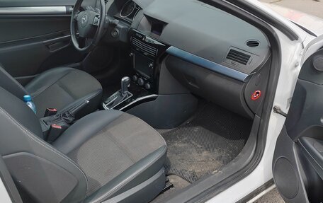 Opel Astra H, 2011 год, 870 000 рублей, 11 фотография
