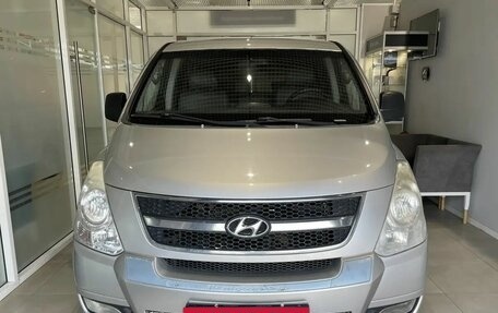 Hyundai Grand Starex Grand Starex I рестайлинг 2, 2009 год, 1 089 000 рублей, 2 фотография