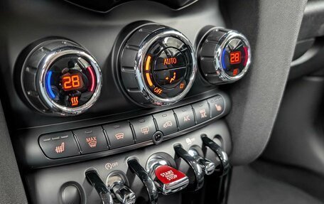 MINI Hatch, 2019 год, 1 849 000 рублей, 15 фотография