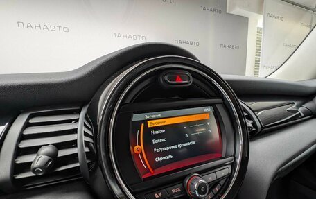 MINI Hatch, 2019 год, 1 849 000 рублей, 18 фотография