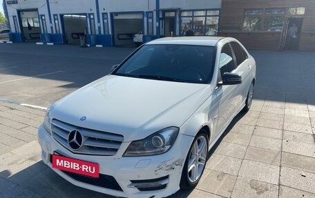 Mercedes-Benz C-Класс, 2011 год, 1 350 000 рублей, 2 фотография