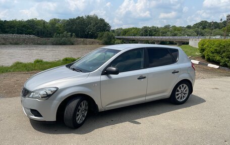 KIA cee'd I рестайлинг, 2011 год, 739 000 рублей, 1 фотография