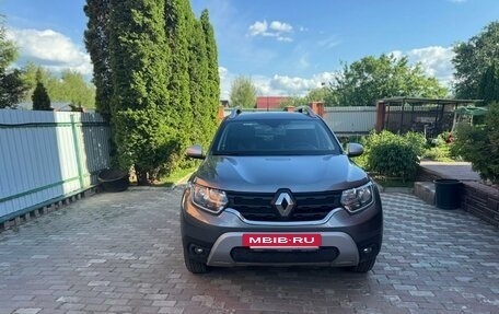 Renault Duster, 2022 год, 2 100 000 рублей, 6 фотография