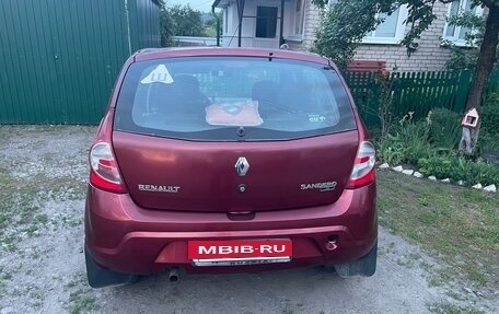 Renault Sandero I, 2011 год, 550 000 рублей, 10 фотография