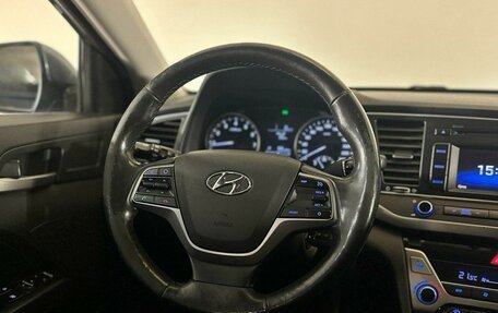 Hyundai Elantra VI рестайлинг, 2017 год, 1 140 000 рублей, 12 фотография
