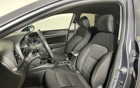 Hyundai Elantra VI рестайлинг, 2017 год, 1 140 000 рублей, 10 фотография