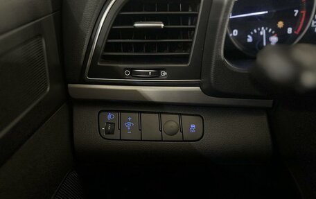 Hyundai Elantra VI рестайлинг, 2017 год, 1 140 000 рублей, 20 фотография