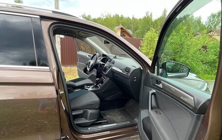 Volkswagen Tiguan II, 2020 год, 2 700 000 рублей, 11 фотография