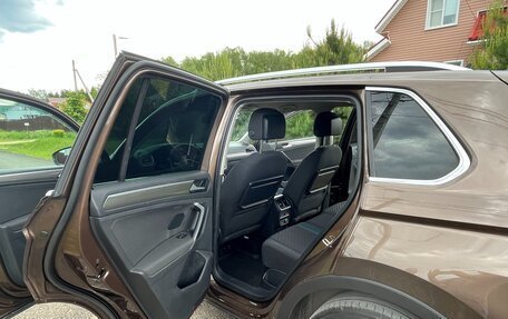 Volkswagen Tiguan II, 2020 год, 2 700 000 рублей, 10 фотография