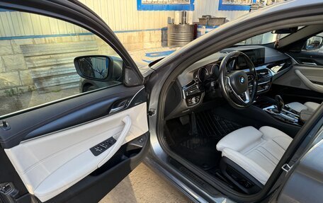 BMW 5 серия, 2018 год, 3 500 000 рублей, 10 фотография