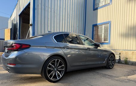 BMW 5 серия, 2018 год, 3 500 000 рублей, 17 фотография