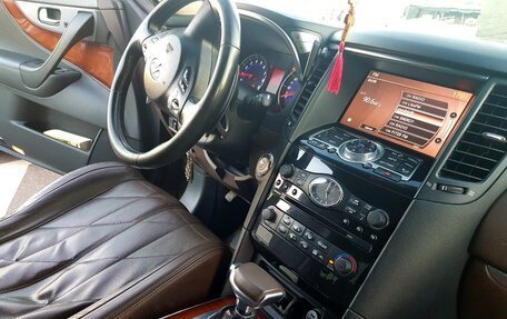 Infiniti FX II, 2011 год, 1 400 000 рублей, 6 фотография
