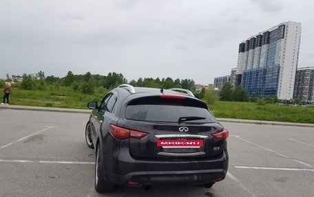 Infiniti FX II, 2011 год, 1 400 000 рублей, 4 фотография