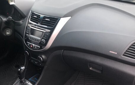 Hyundai Solaris II рестайлинг, 2015 год, 1 190 000 рублей, 8 фотография