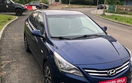 Hyundai Solaris II рестайлинг, 2015 год, 1 190 000 рублей, 2 фотография