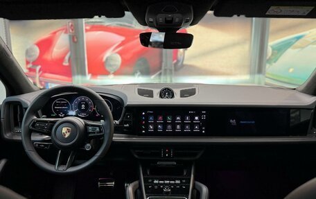 Porsche Cayenne III, 2025 год, 27 900 000 рублей, 6 фотография