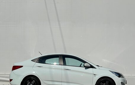 Hyundai Solaris II рестайлинг, 2015 год, 1 066 800 рублей, 10 фотография