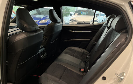 Toyota Camry, 2025 год, 4 590 000 рублей, 16 фотография