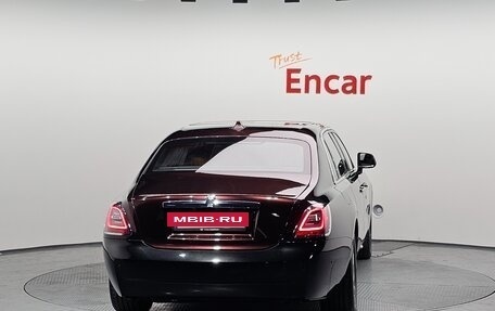 Rolls-Royce Ghost Series II рестайлинг, 2022 год, 41 743 000 рублей, 2 фотография