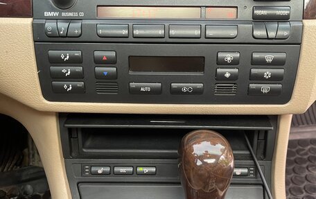 BMW 3 серия, 2005 год, 1 150 000 рублей, 17 фотография