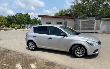 KIA cee'd I рестайлинг, 2011 год, 739 000 рублей, 3 фотография