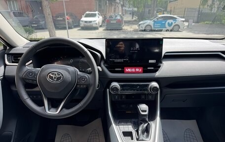 Toyota RAV4, 2025 год, 3 800 000 рублей, 15 фотография