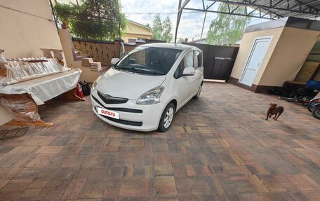 Toyota Ractis I, 2005 год, 630 000 рублей, 4 фотография