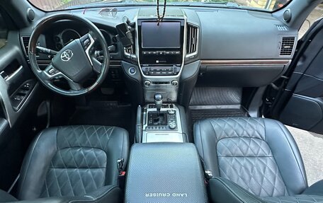 Toyota Land Cruiser 200, 2016 год, 8 000 000 рублей, 2 фотография