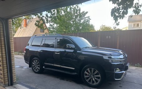 Toyota Land Cruiser 200, 2016 год, 8 000 000 рублей, 6 фотография
