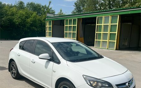 Opel Astra J, 2013 год, 700 000 рублей, 4 фотография