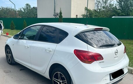 Opel Astra J, 2013 год, 700 000 рублей, 13 фотография