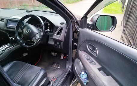 Honda Vezel, 2018 год, 2 000 000 рублей, 7 фотография