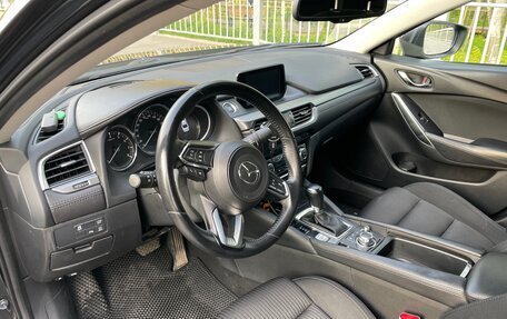 Mazda 6, 2017 год, 1 890 000 рублей, 9 фотография