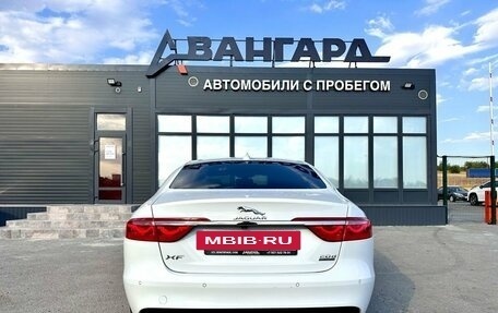 Jaguar XF II, 2017 год, 2 000 000 рублей, 6 фотография