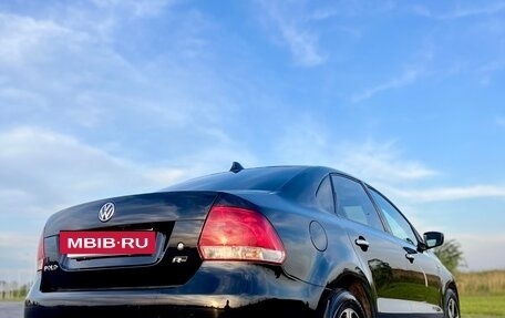 Volkswagen Polo VI (EU Market), 2012 год, 1 100 000 рублей, 21 фотография