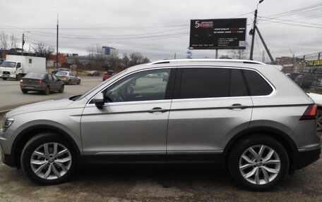 Volkswagen Tiguan II, 2019 год, 3 800 000 рублей, 5 фотография