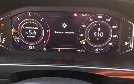 Volkswagen Tiguan II, 2019 год, 3 800 000 рублей, 9 фотография