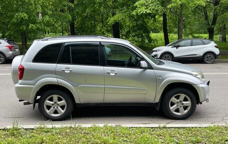 Toyota RAV4, 2004 год, 795 000 рублей, 4 фотография