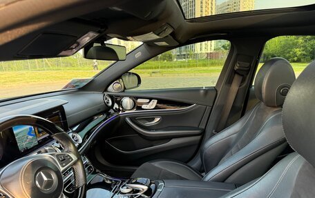 Mercedes-Benz E-Класс, 2016 год, 3 700 000 рублей, 3 фотография