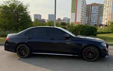 Mercedes-Benz E-Класс, 2016 год, 3 700 000 рублей, 15 фотография