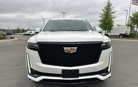 Cadillac Escalade V, 2022 год, 9 180 000 рублей, 2 фотография