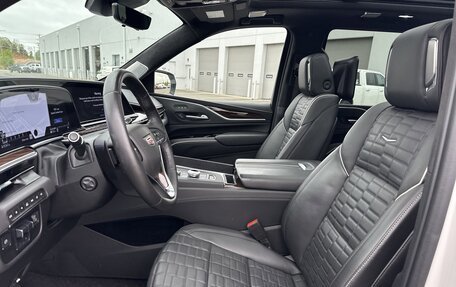 Cadillac Escalade V, 2022 год, 9 180 000 рублей, 15 фотография