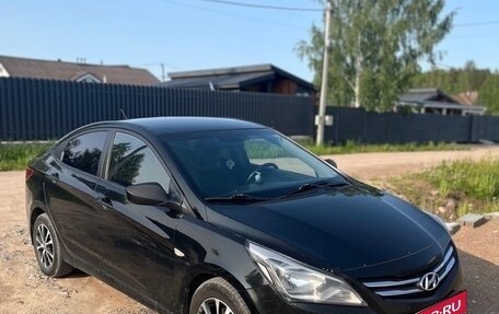Hyundai Solaris II рестайлинг, 2015 год, 850 000 рублей, 1 фотография