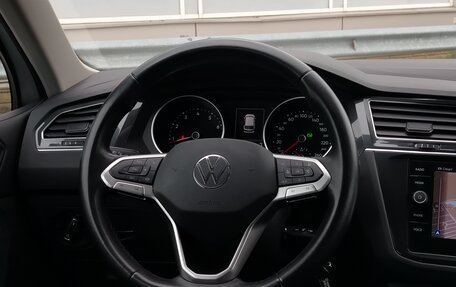 Volkswagen Tiguan II, 2021 год, 2 384 000 рублей, 7 фотография