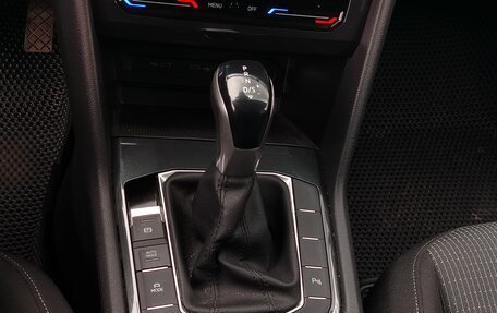 Volkswagen Tiguan II, 2021 год, 2 384 000 рублей, 16 фотография