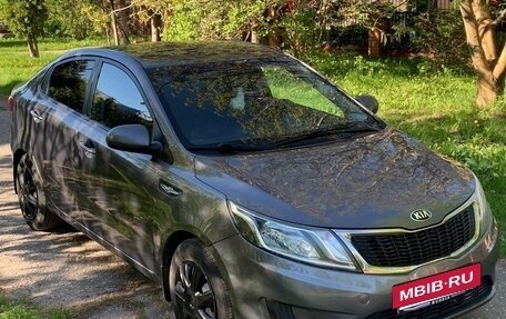 KIA Rio III рестайлинг, 2015 год, 980 000 рублей, 2 фотография
