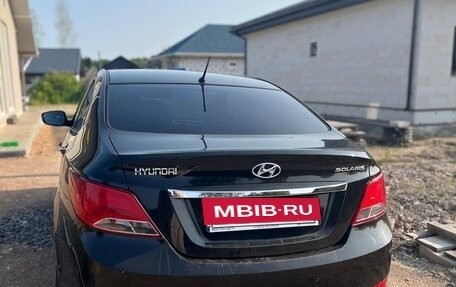 Hyundai Solaris II рестайлинг, 2015 год, 850 000 рублей, 5 фотография