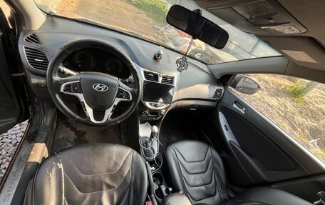Hyundai Solaris II рестайлинг, 2015 год, 850 000 рублей, 18 фотография