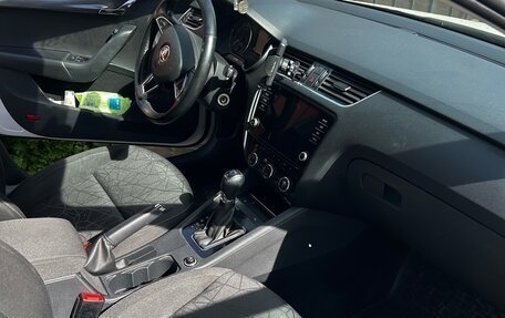 Skoda Octavia, 2019 год, 1 880 000 рублей, 8 фотография
